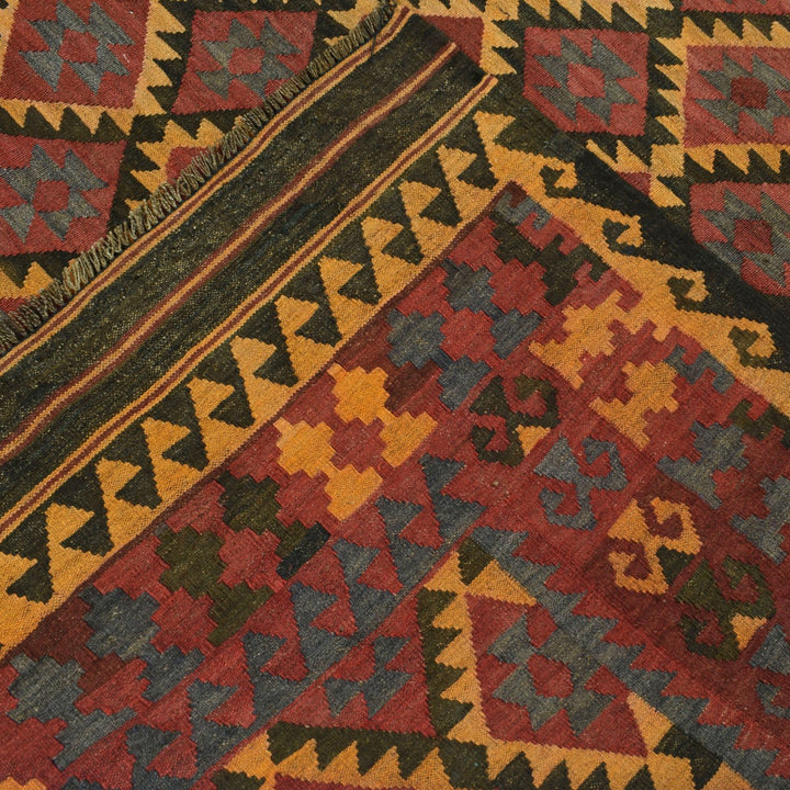 Afghan Maimana Kilim Rug 6'5" x 8'6" Flat-Weave border