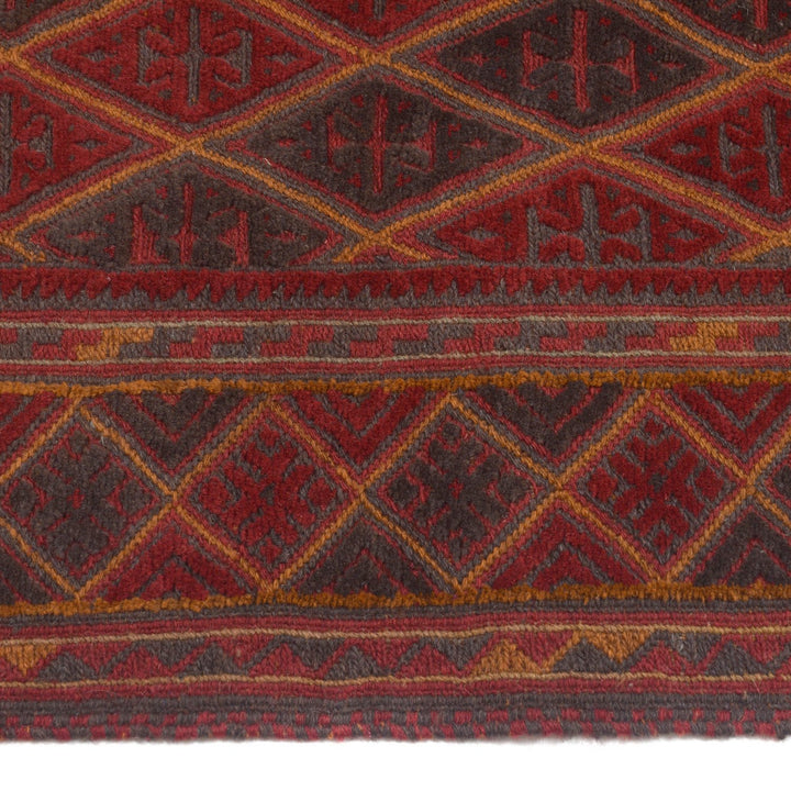 Mashwani Rug 6'9" x 8'8" - No. AL65831
