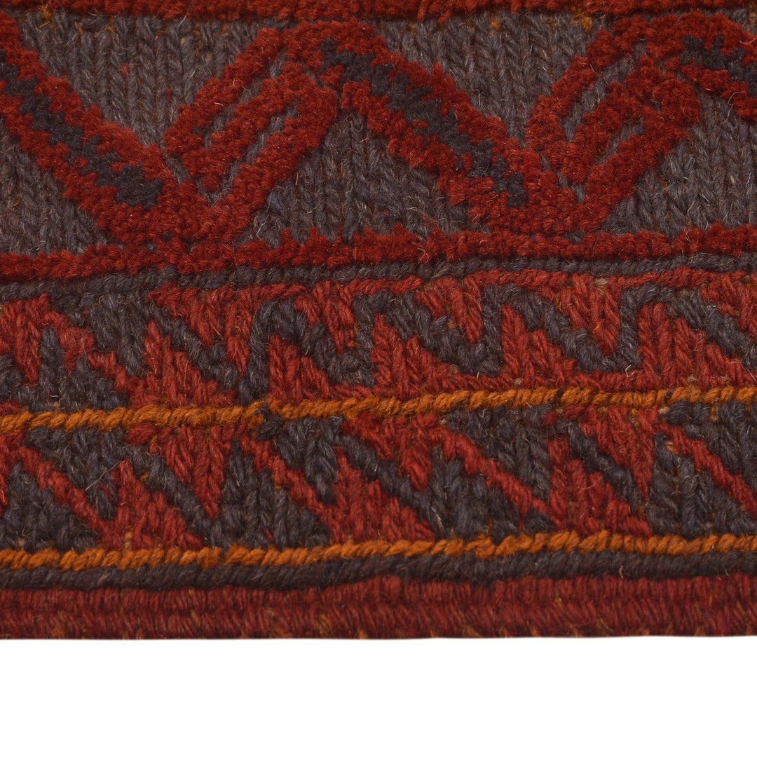 Mashwani Rug 4'8" x 6'2" - No. AL15799