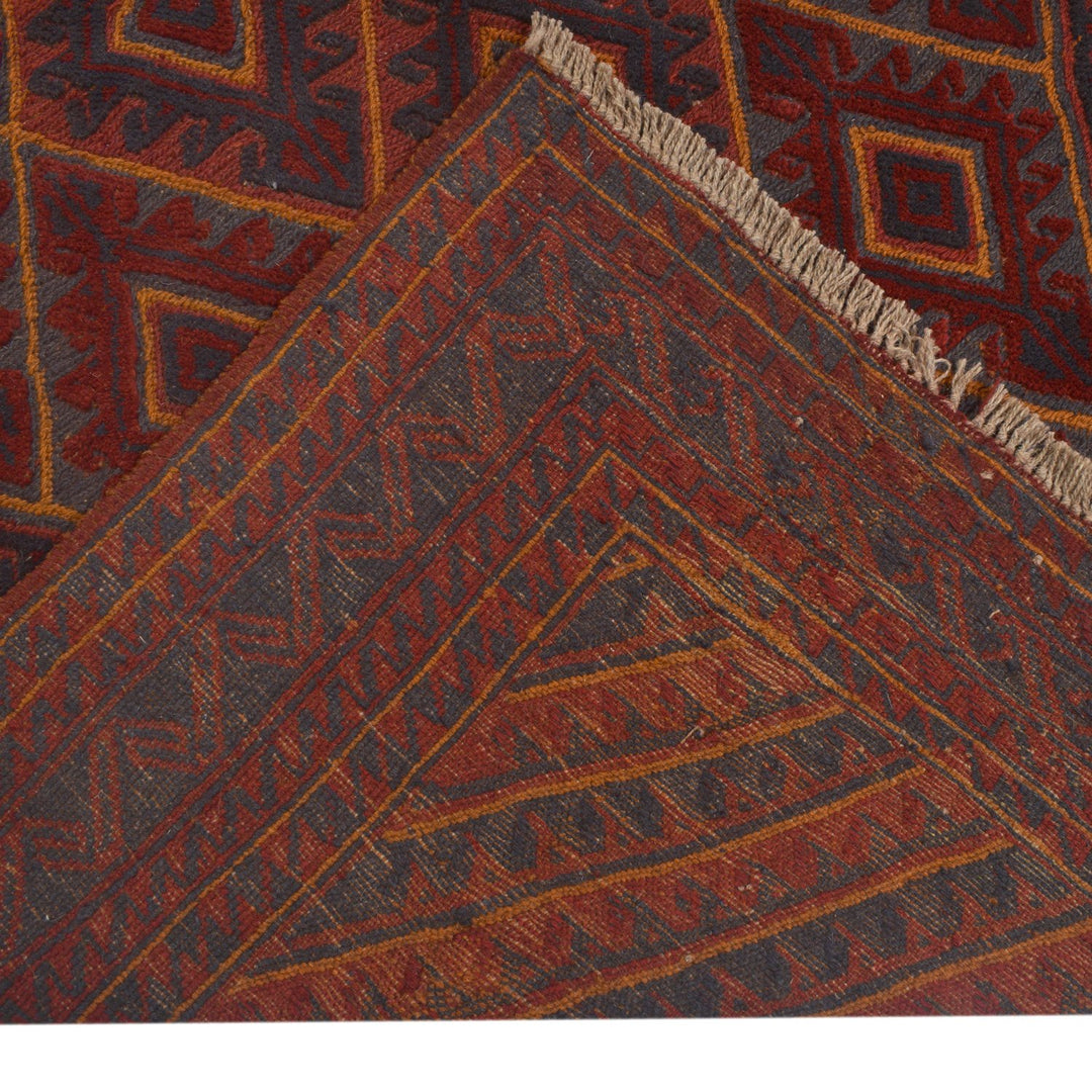 Mashwani Rug 4'8" x 6'2" - No. AL15799