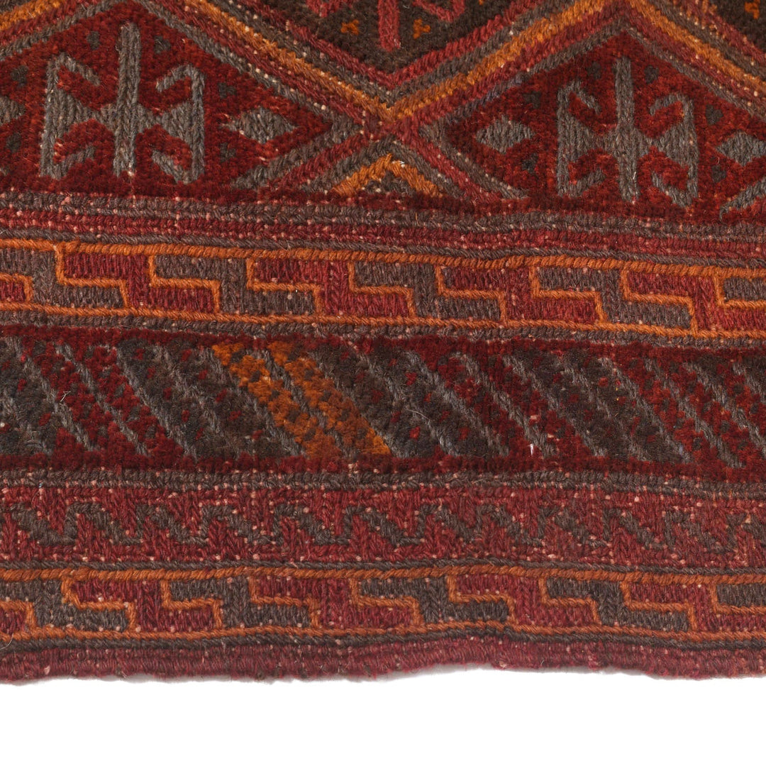 Mashwani Rug 4'8" x 5'7" - No. AL70934