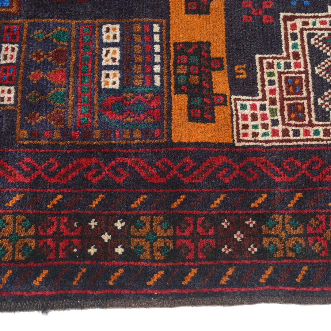 Pictorial Rug 2'9" x 4'6" - No. AL25436