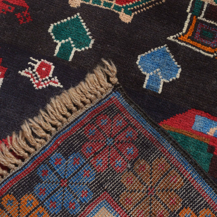 Pictorial Rug 2' 7" x 4' 7" - No. AL53632