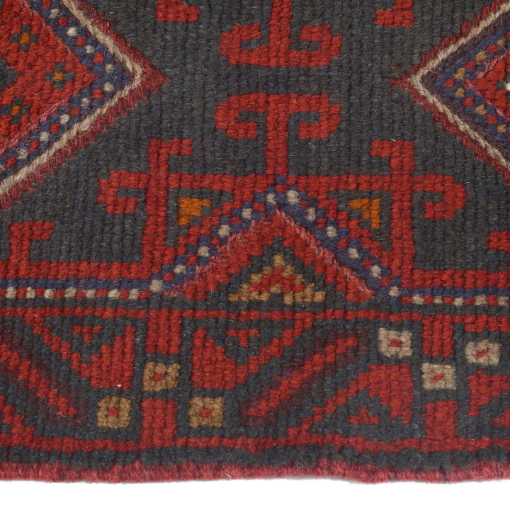 Mashwani Runner 2' " x 7' 9" - No. AL68241