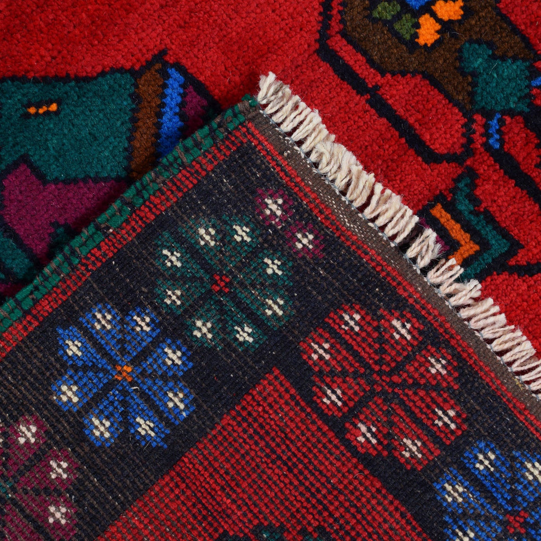 Pictorial Rug 2' 8" x 4' 7" - No. AL10719