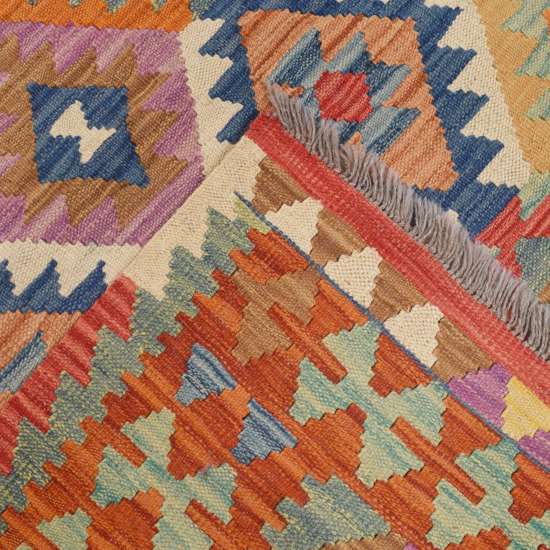 Vegetable Kilim 5' 0" x 6' 2" - No. AL17866