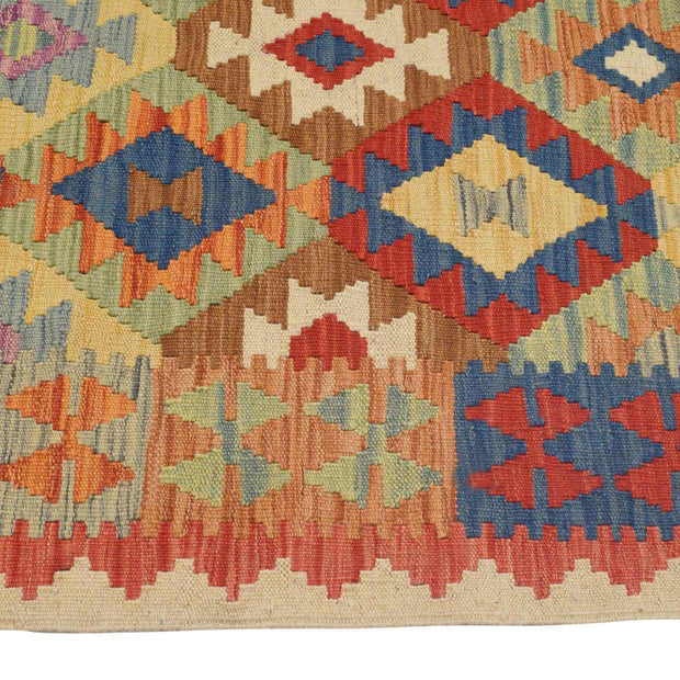 Vegetable Kilim 4' 0" x 5'6" - No. AL92052