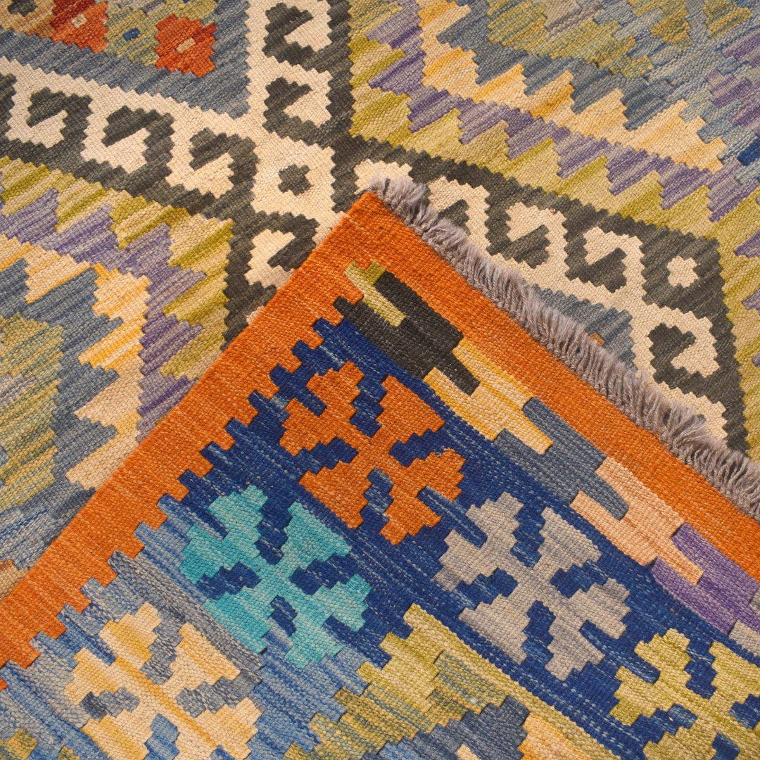 Vegetable Kilim 3' 3" x 4' 7" - No. AL96743